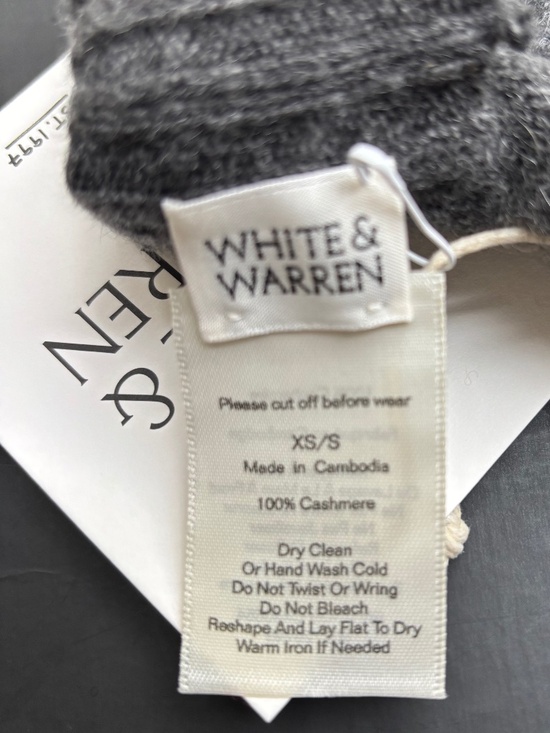 White + Warren Cashmere Texting Gloves